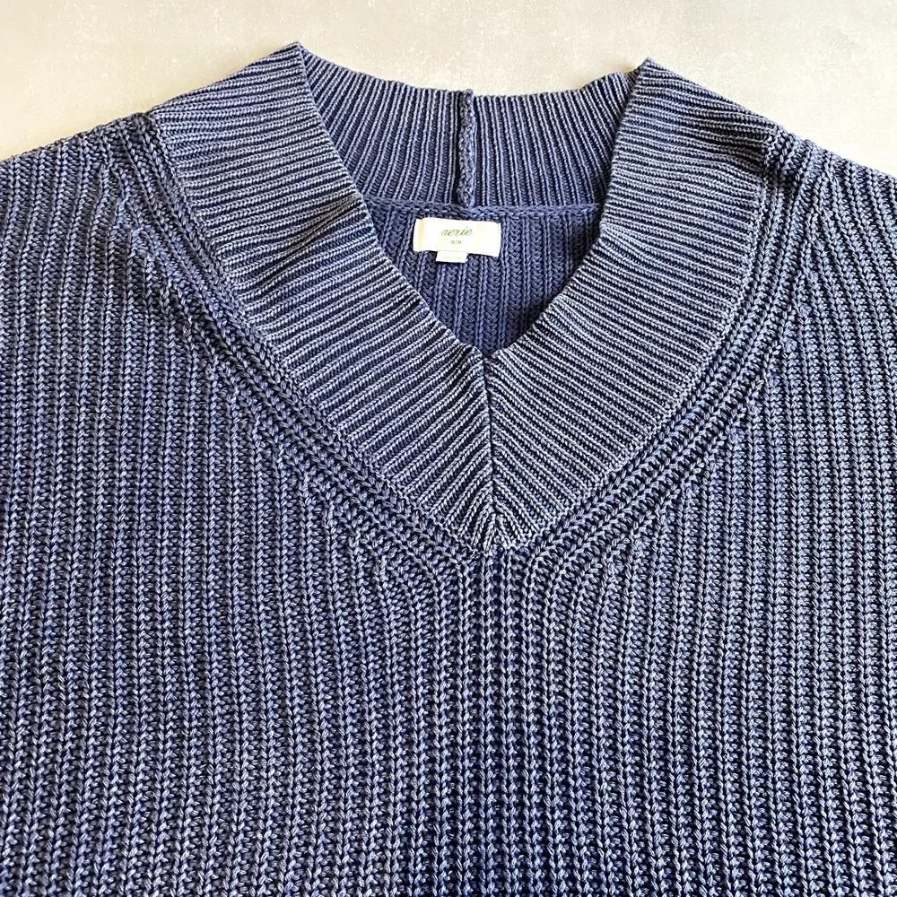 Aerie Sweater Mens Medium Oversized Vneck Knit Long Sleeve Baggy‎ - Picture 2 of 6